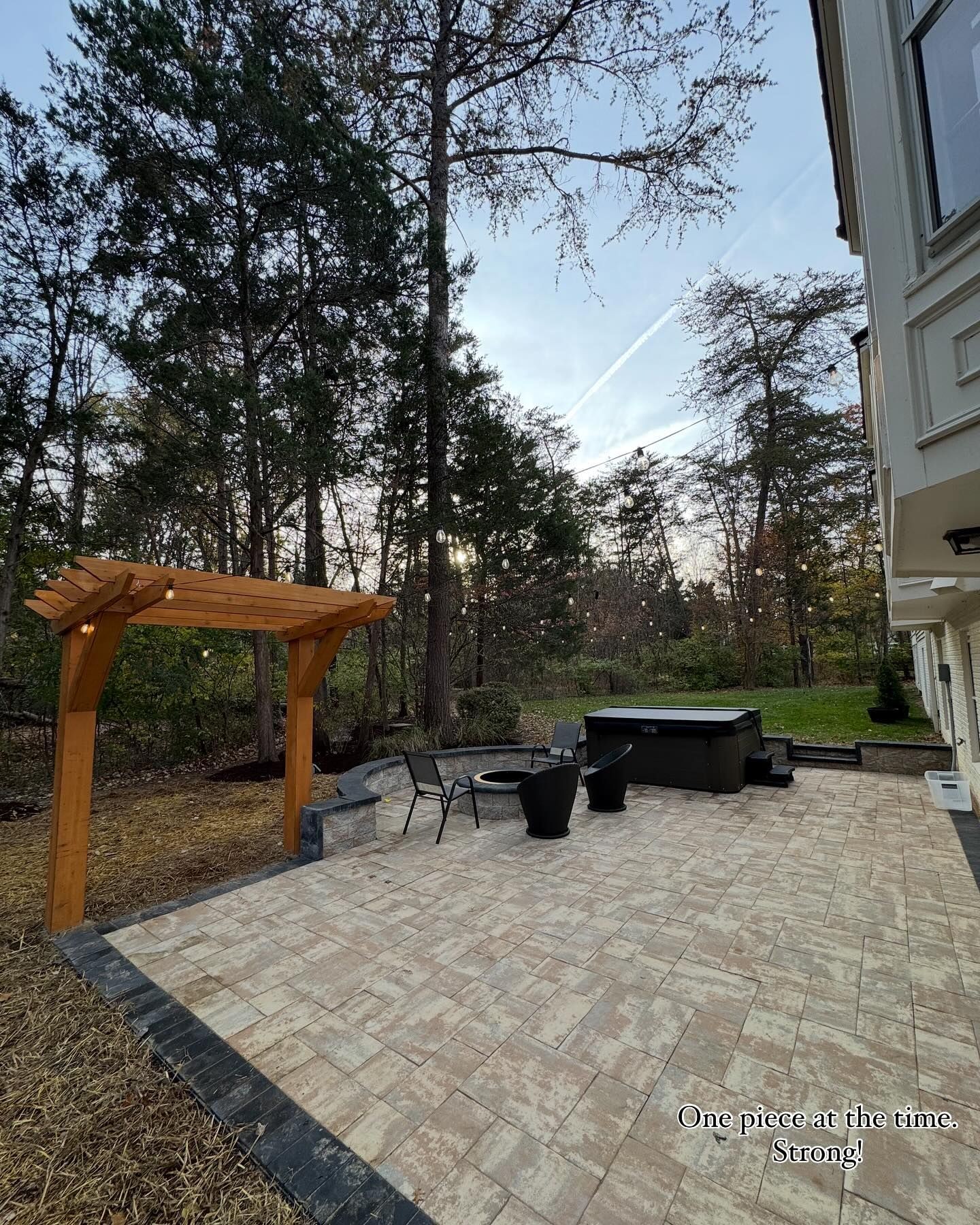 Home construction by Essence Construction
